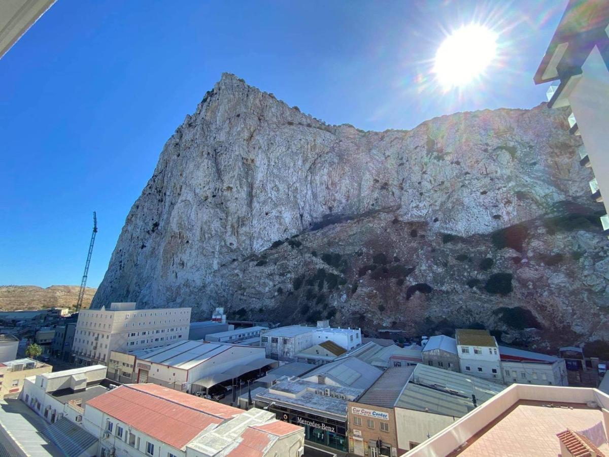 Holiday Studio Apartment Near The Beach And City Centre Gibraltar Exteriör bild